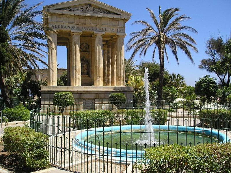 Mcc Suites Valletta Bagian luar foto