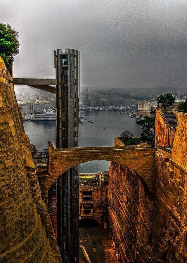 Mcc Suites Valletta Bagian luar foto